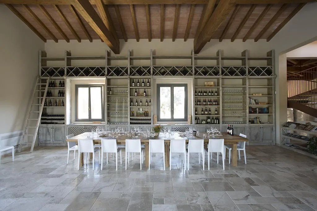 Agriturismo Tra Gli Ulivi, Chiappini Winery Bolgheri Farm stay